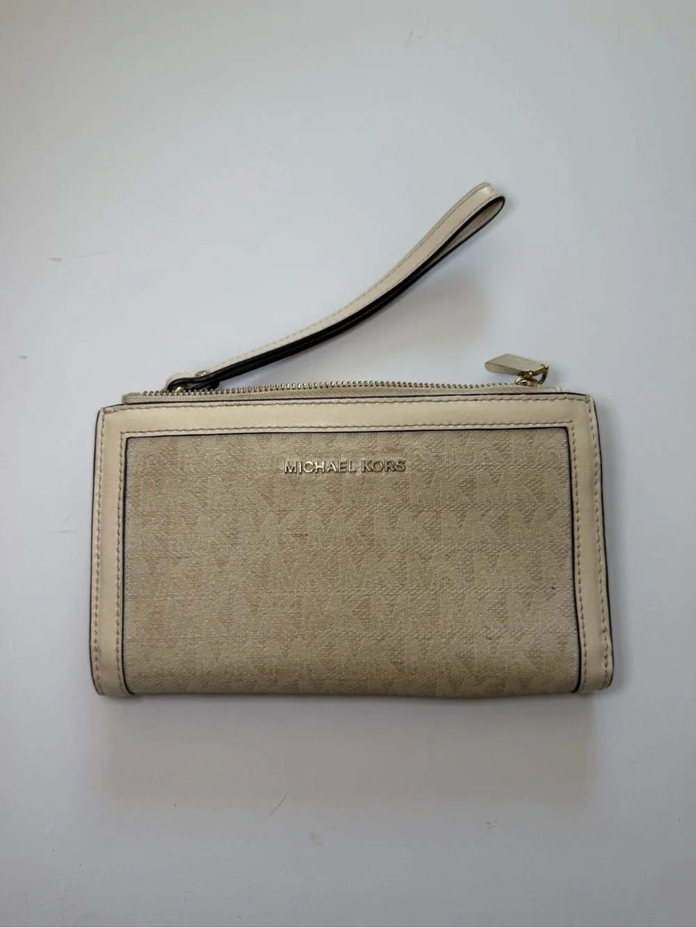 Michael Kors Beige/Off White Signature Wristlet Wallet